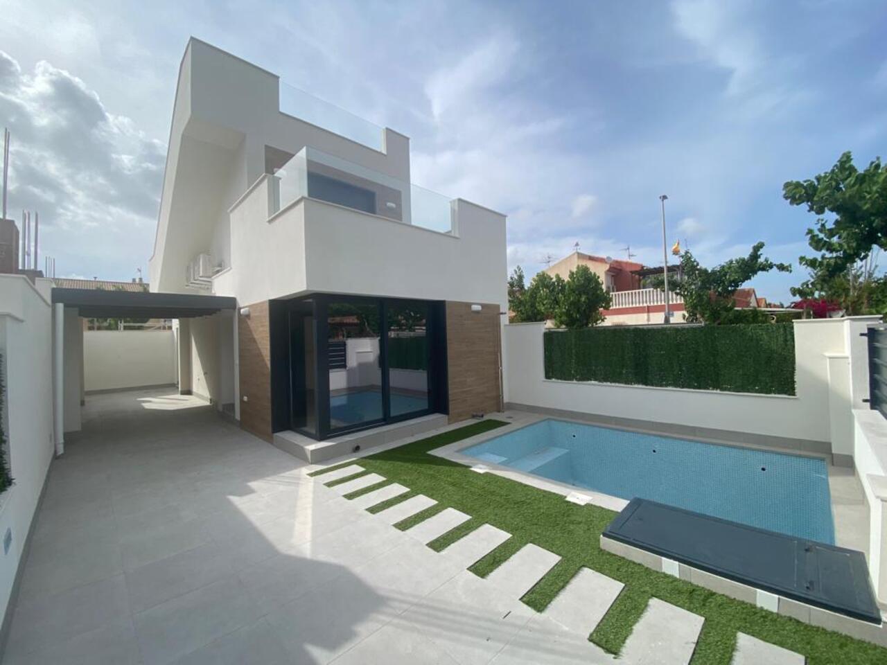 3 Bedroom Villa for Sale in Los Alcazares