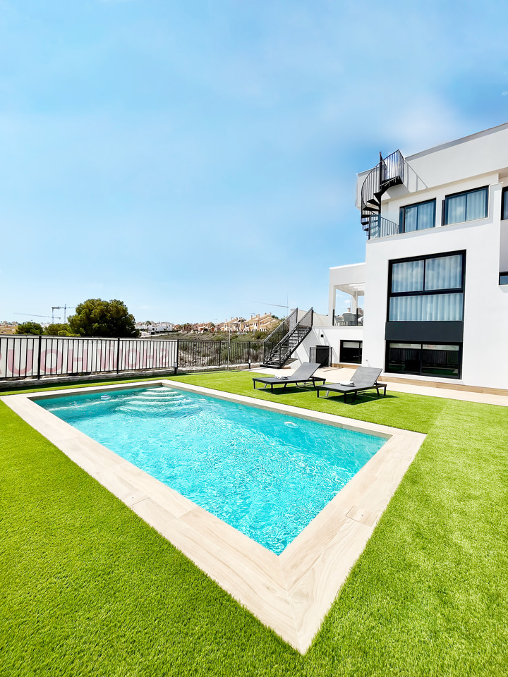 3 Bedroom Apartment for Sale in Algorfa