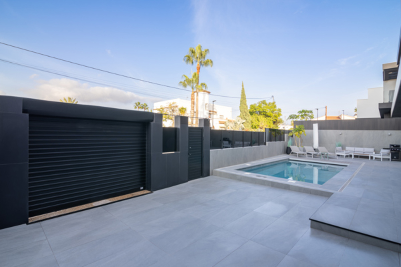 6 Bedroom Apartment for Sale in Albir